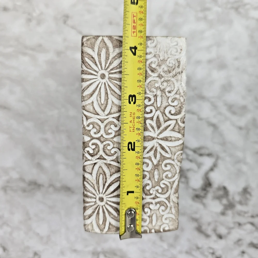 Bathroom Accessories, Toothbrush Holder, and Tumbler